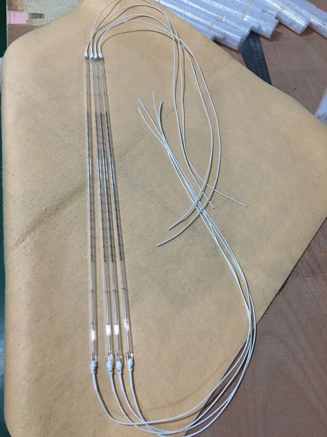 Customize 220V 1500W Infrared Halogen Heater Parts